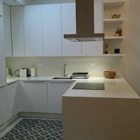 Tauro 195 Near El Corte Ingles *